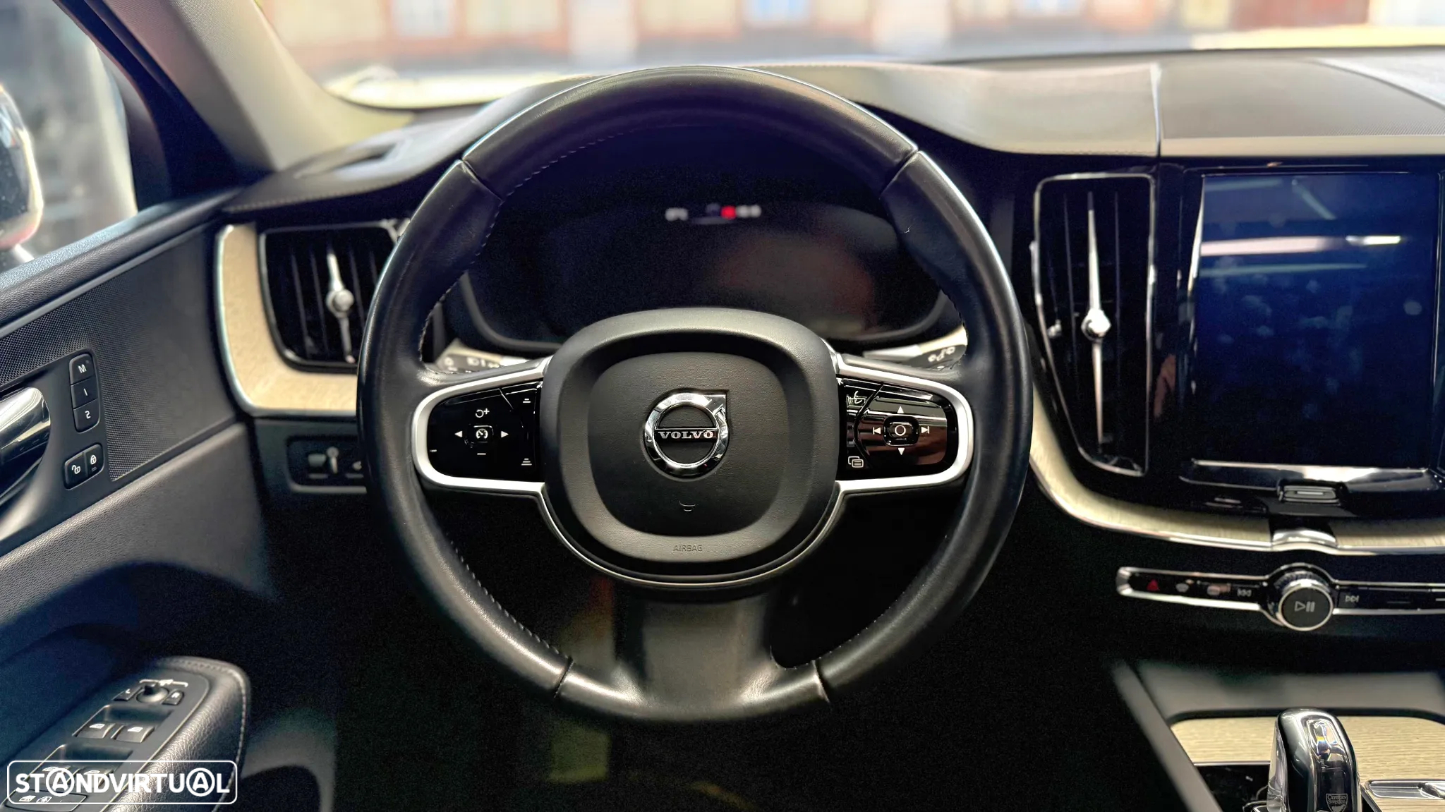Volvo XC 60 2.0 T8 PHEV Inscription AWD - 22