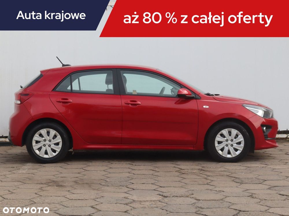Kia Rio - 8