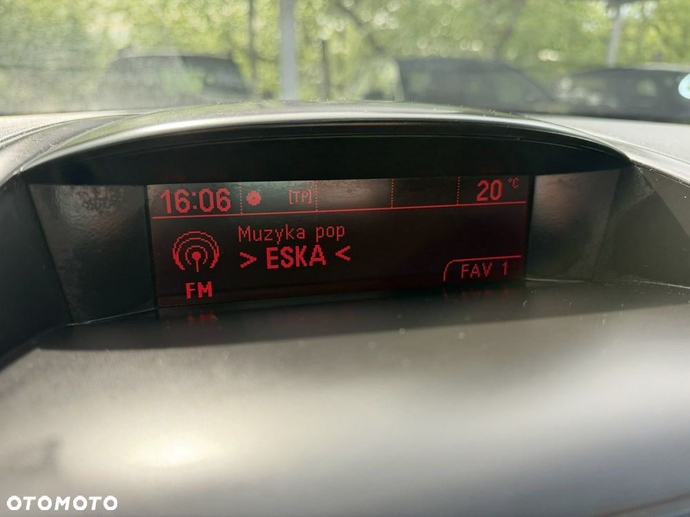 Opel Zafira - 20