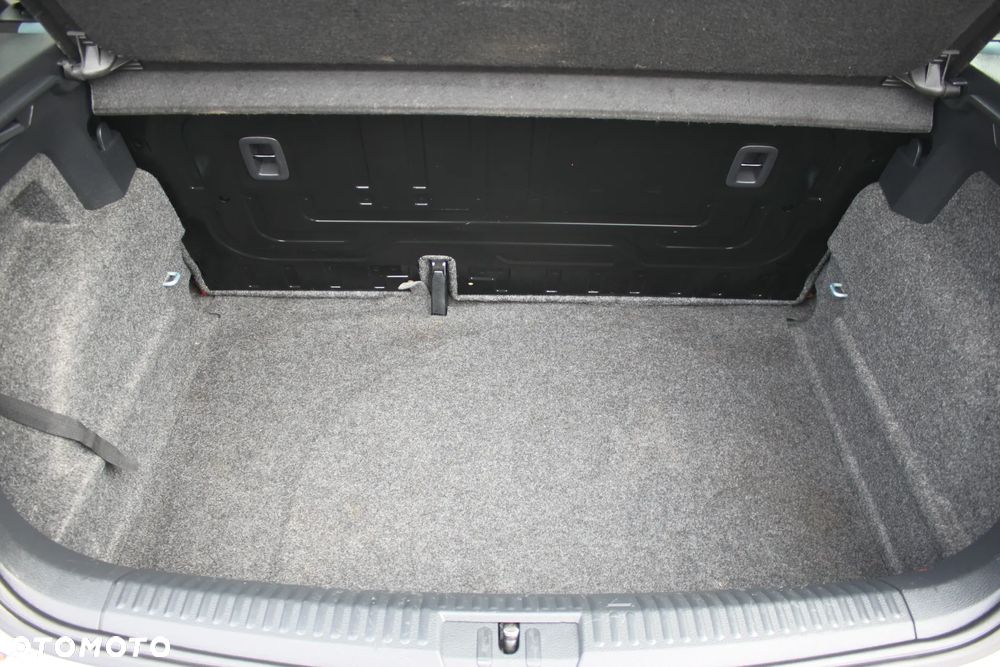 Volkswagen Polo 1.2 TDI Blue Motion - 23