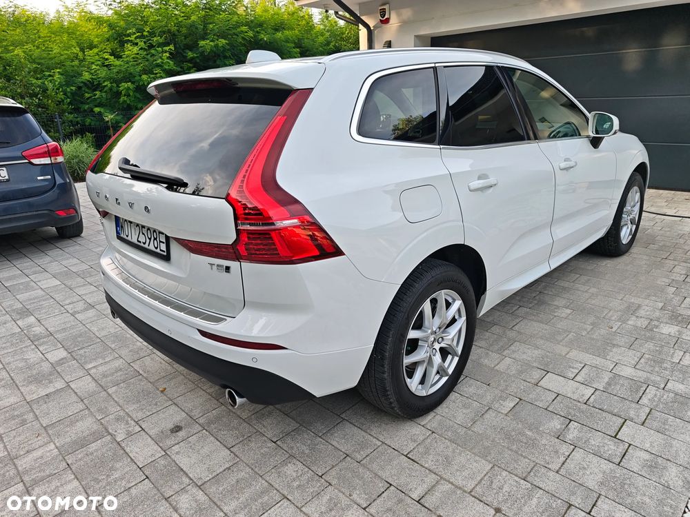 Volvo XC 60 T5 AWD Momentum - 6
