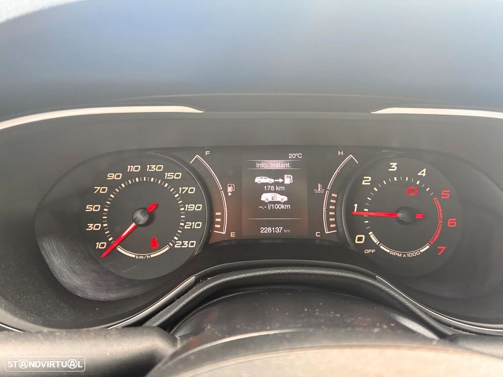 Fiat Tipo Station Wagon 1.3 M-Jet Lounge - 8
