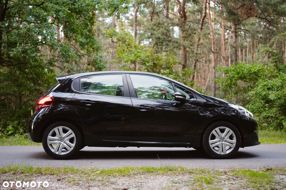 Peugeot 208 PureTech 82 Start & Stop Allure - 1