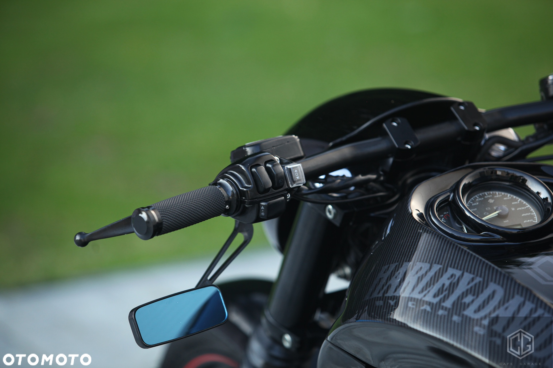 Harley-Davidson V-Rod Night Rod - 9