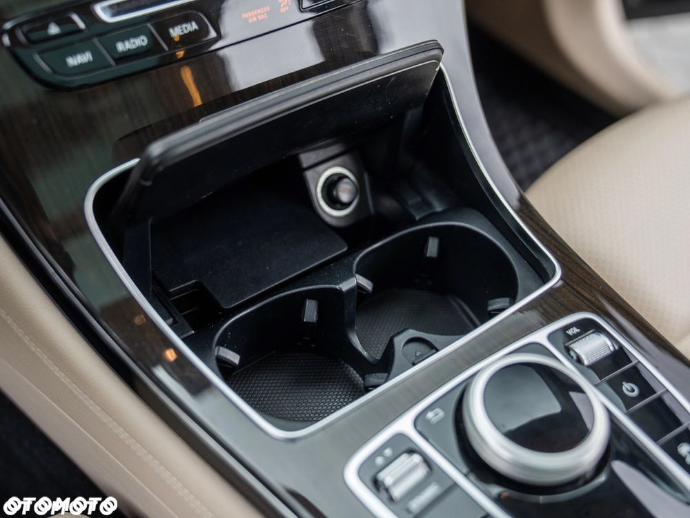 Mercedes-Benz GLC - 36