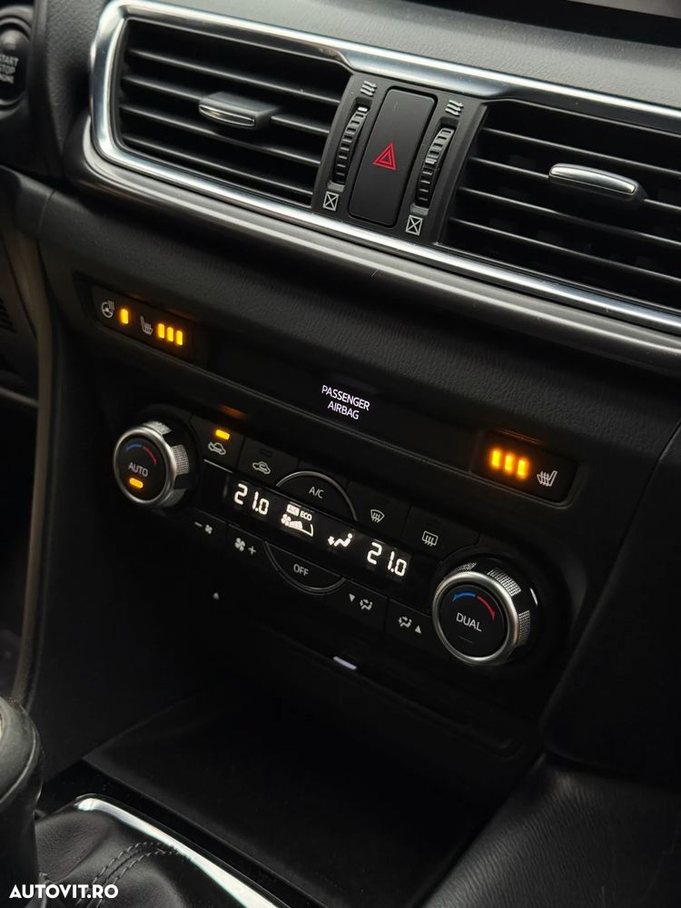 Mazda 3 G120 Revolution - 31