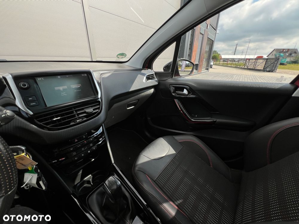 Peugeot 2008 PureTech 110 Stop&Start GT-Line Edition - 28