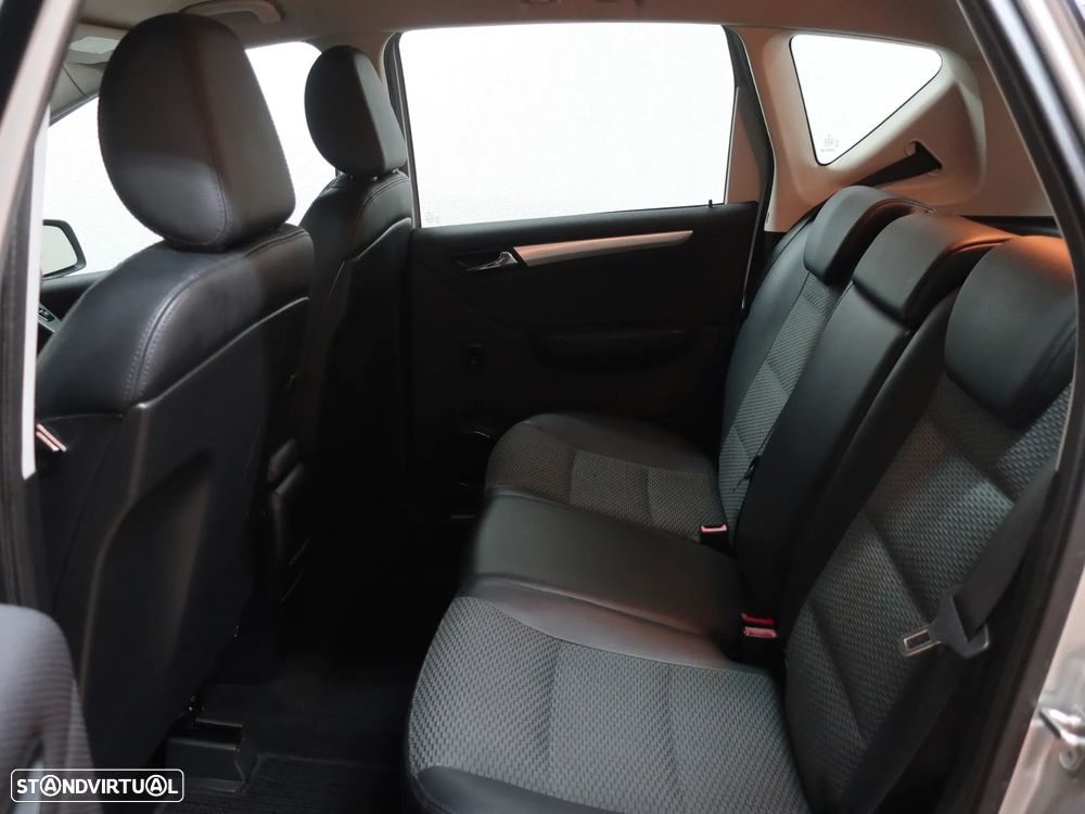 Mercedes-Benz A 180 CDI Avantgarde - 13