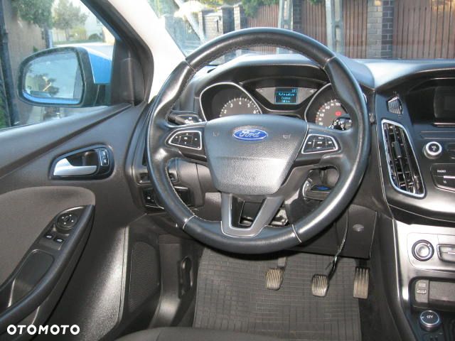 Ford Focus 1.6 Trend - 19