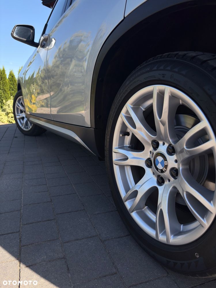 BMW X1 xDrive18d Sport Line - 18