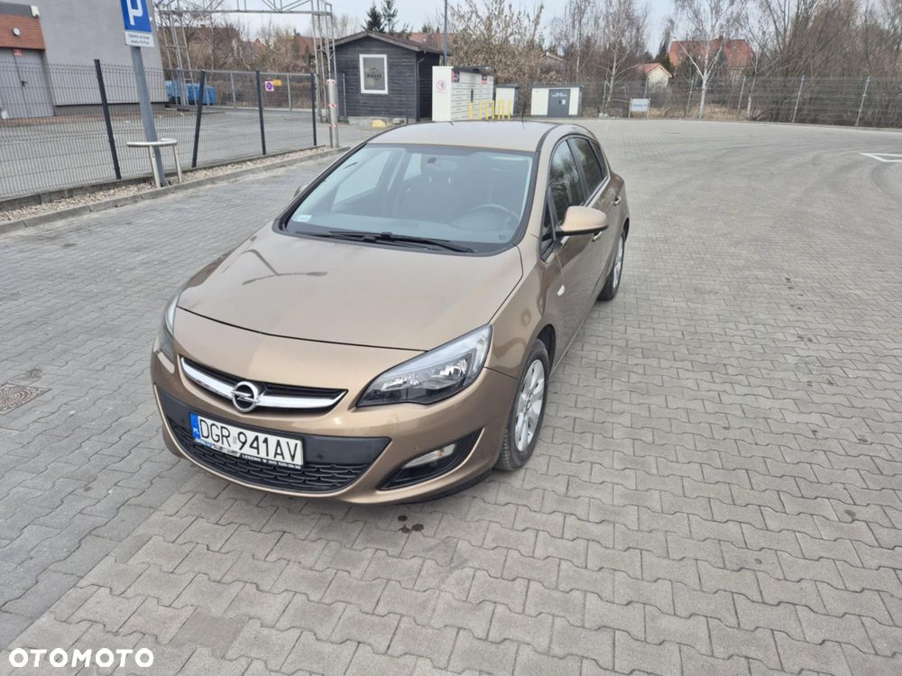 Opel Astra - 2