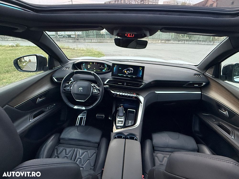 Peugeot 3008 PHEV 300 EAT8 4X4 GT - 10