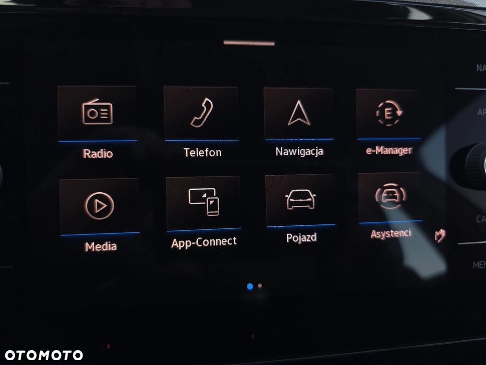 Volkswagen Passat - 27