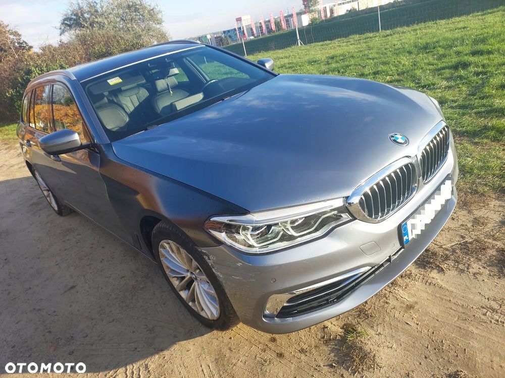 BMW Seria 5 520i Luxury Line - 4