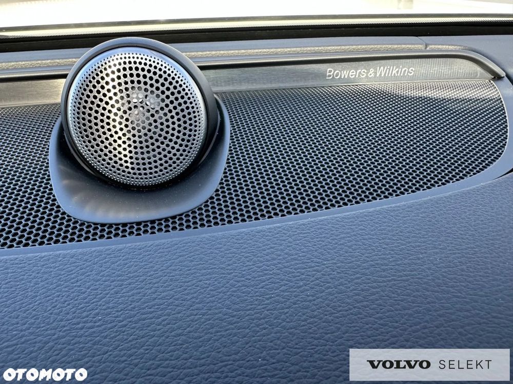 Volvo V90 Cross Country B5 B AWD Ultimate - 29