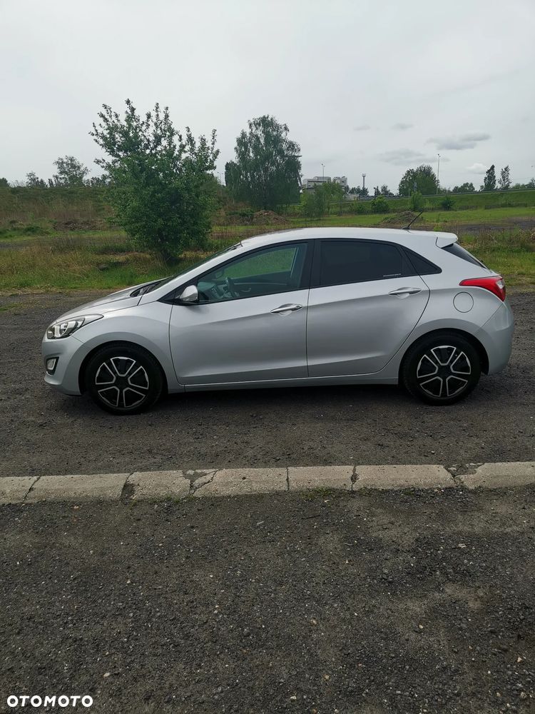 Hyundai i30 - 24