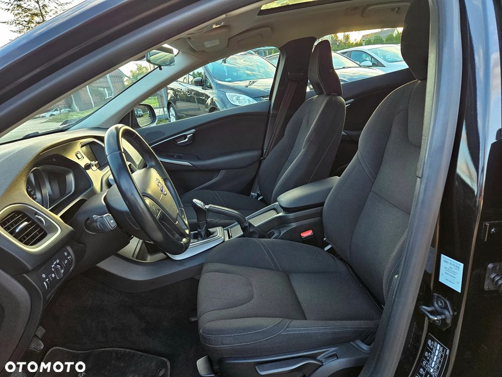 Volvo V40 D2 You - 6