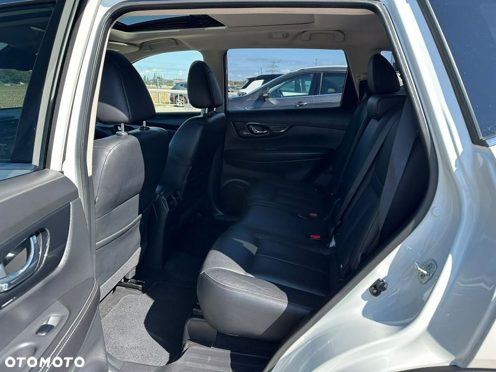 Nissan X-Trail 2.0 dCi ALL-MODE 4x4i Xtronic N-Connecta - 14
