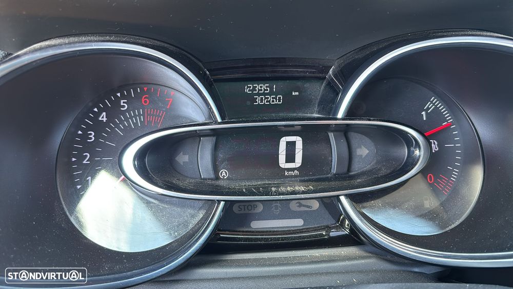 Renault Clio Sport Tourer - 1