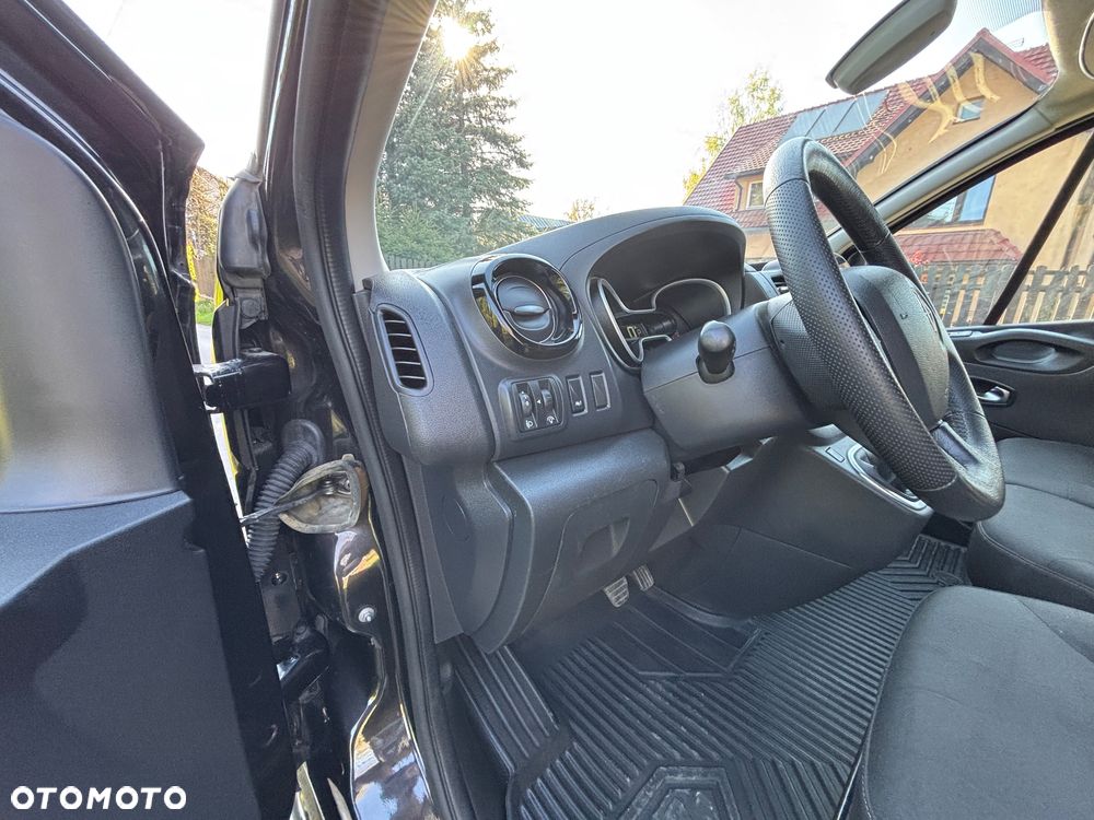 Renault Trafic - 12