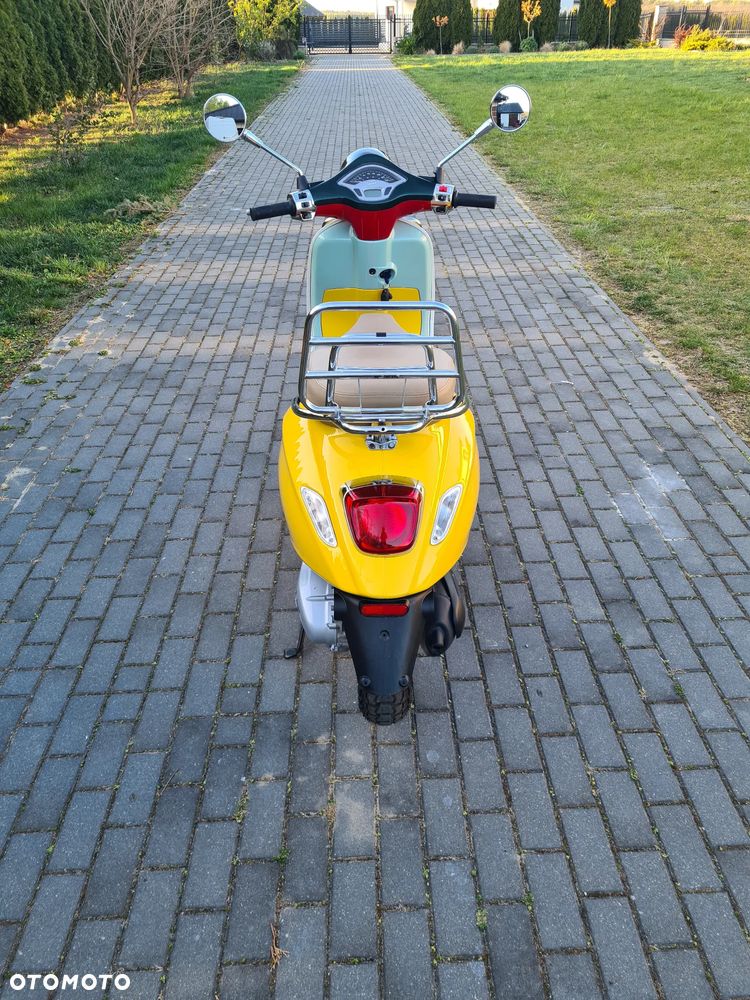 Vespa Primavera - 4