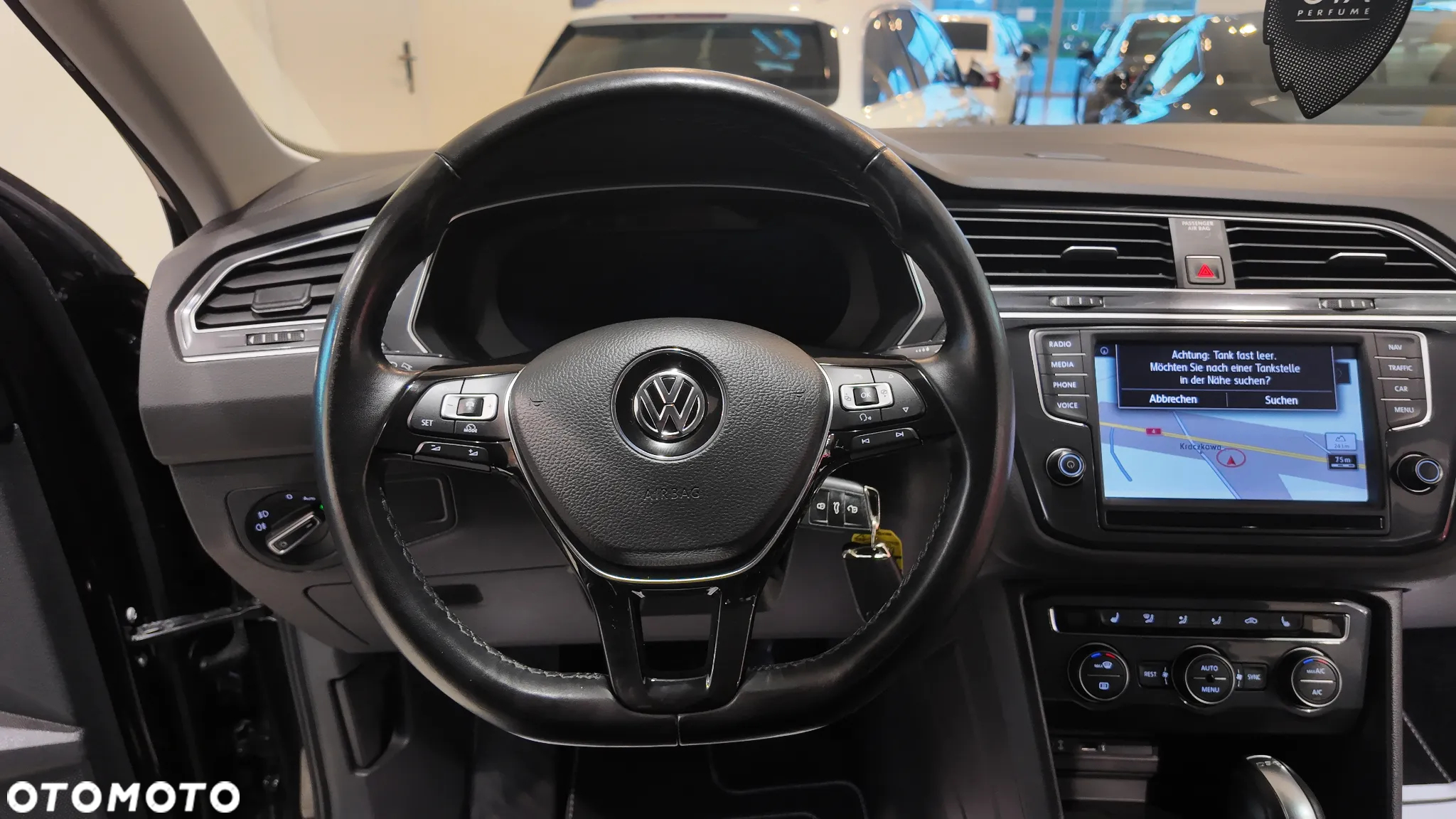 Volkswagen Tiguan 2.0 TSI 4Mot Sport&Style DSG - 25