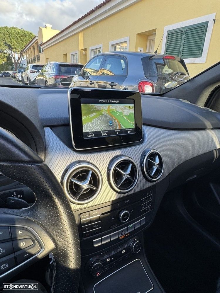 Mercedes-Benz B 180 d Style Plus Aut. - 15