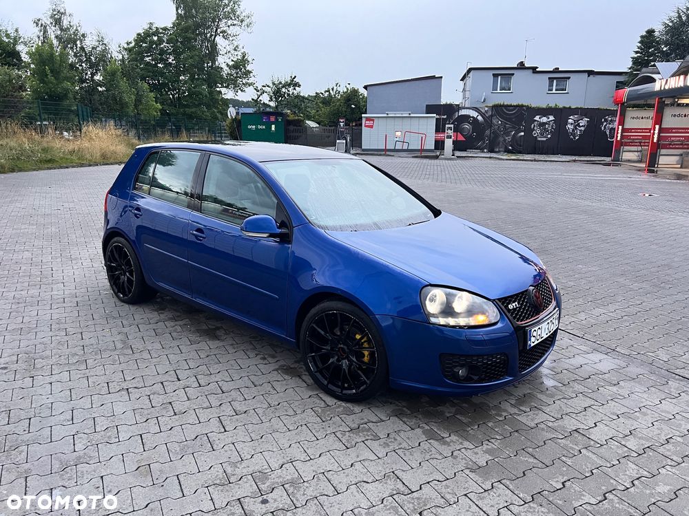 Volkswagen Golf 2.0 TDI DPF GT - 3