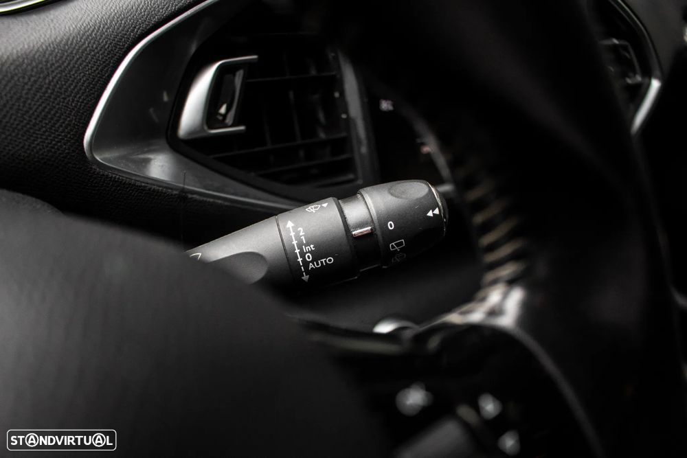 Peugeot 308 SW BlueHDi 100 Stop & Start Access - 14