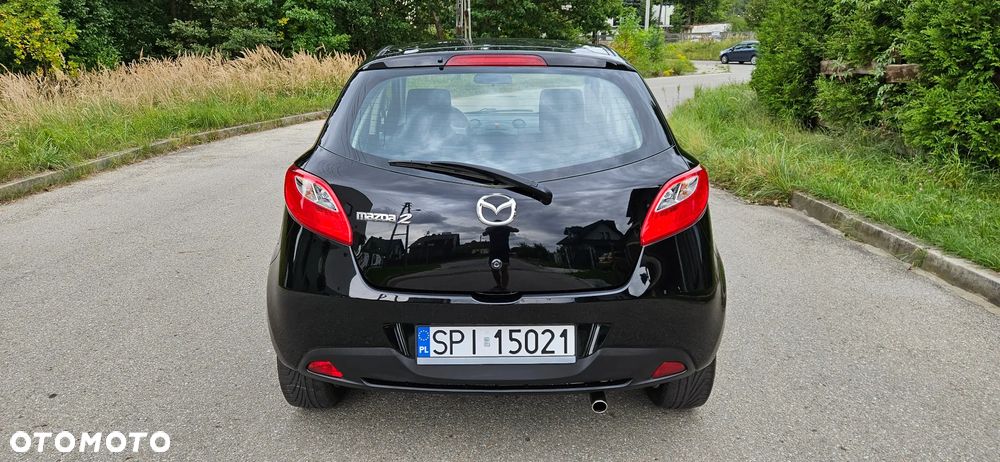Mazda 2 - 4