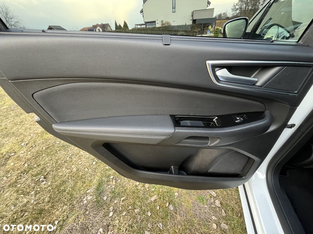 Ford S-Max 2.0 EcoBlue Titanium - 9