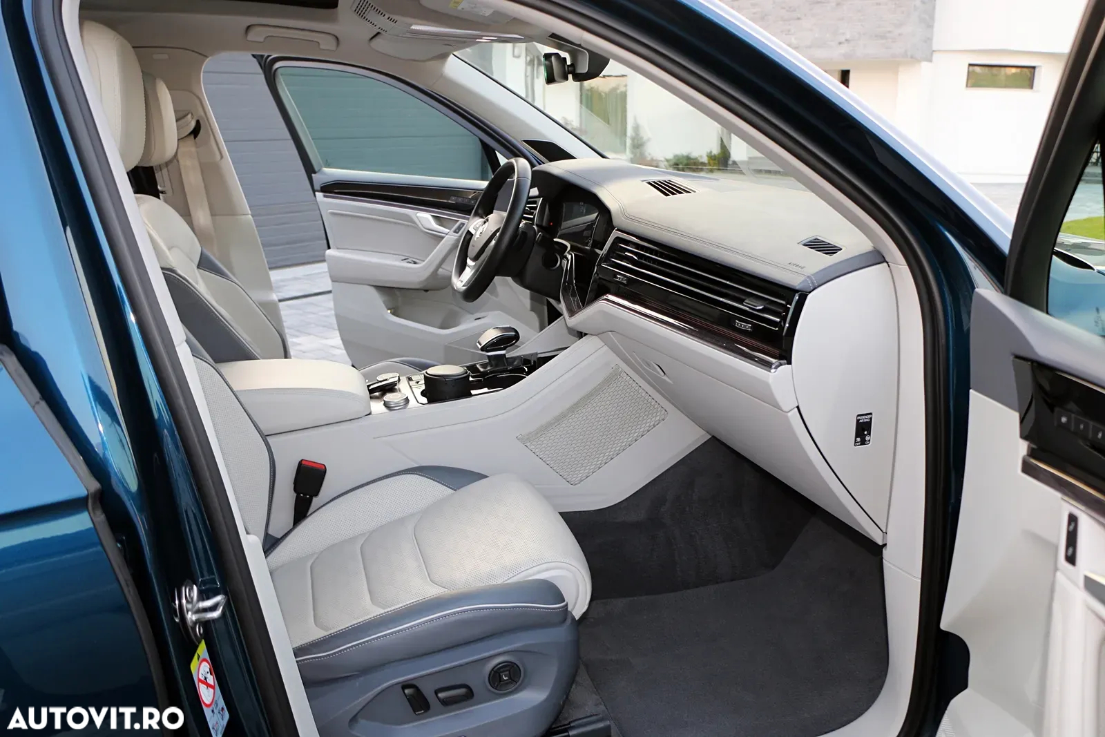 Volkswagen Touareg - 15