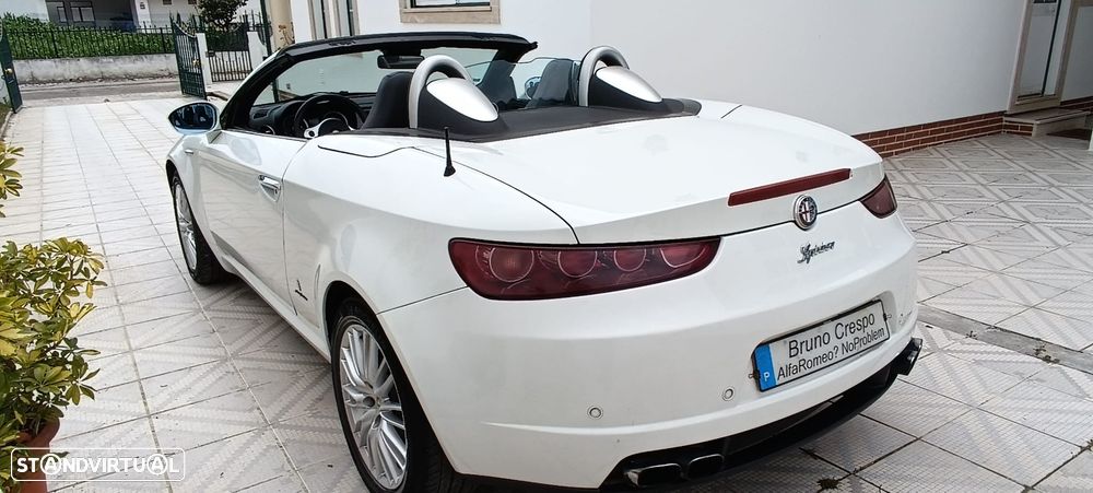 Alfa Romeo Spider 2.4 JTDM - 2