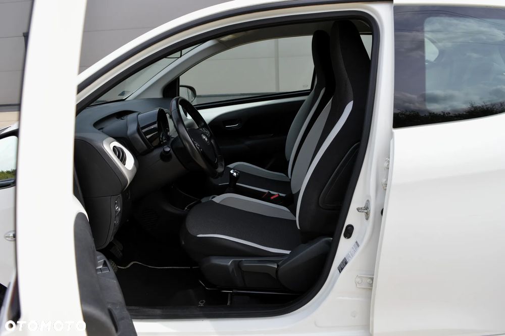 Toyota Aygo 1.0 VVT-i Sprint EU6 - 6