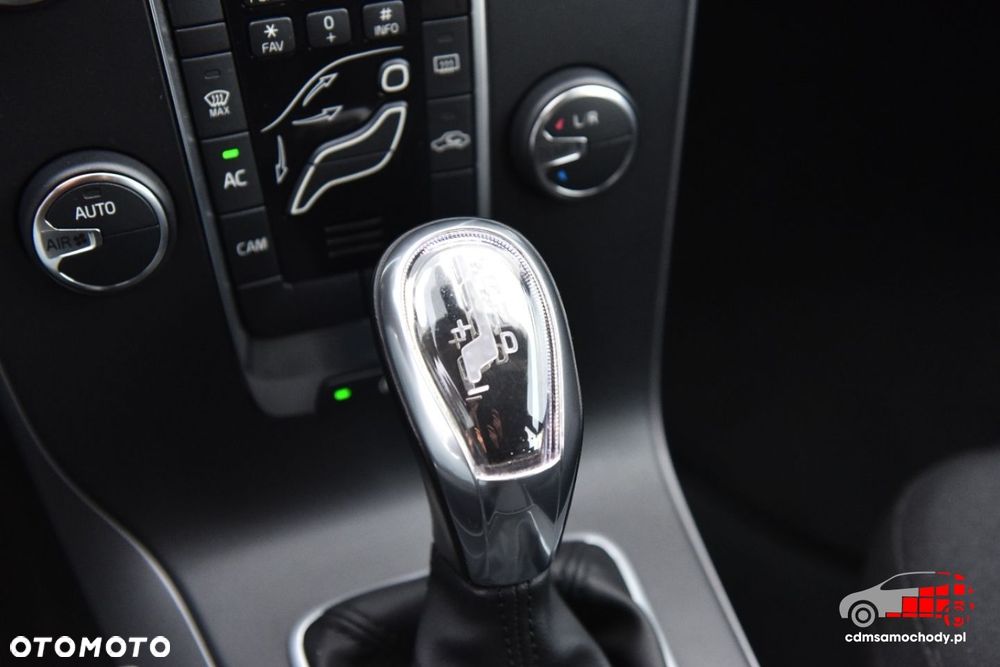 Volvo V40 - 30