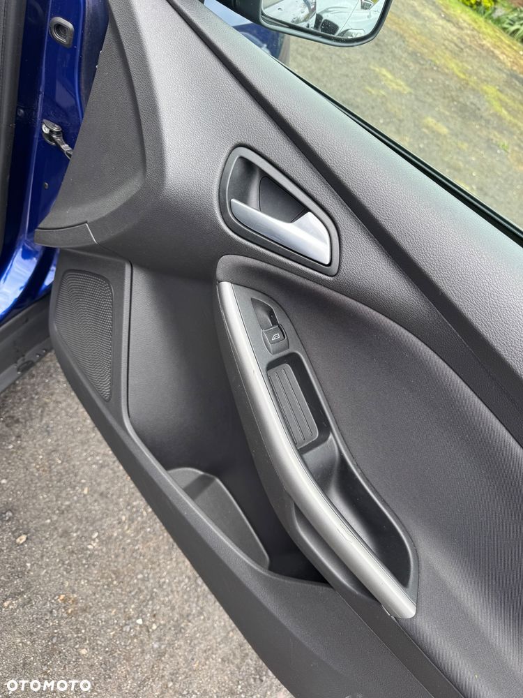 Ford Focus - 21