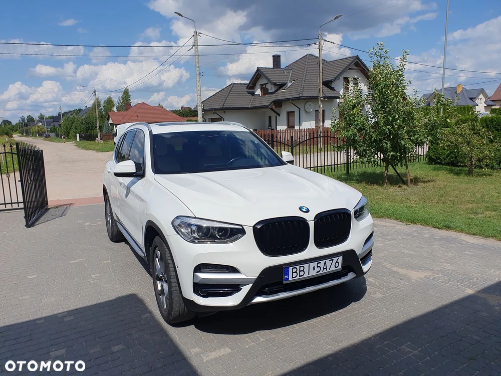 BMW X3 xDrive30i Luxury Line - 1