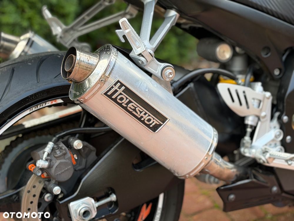 Suzuki GSX-R - 22