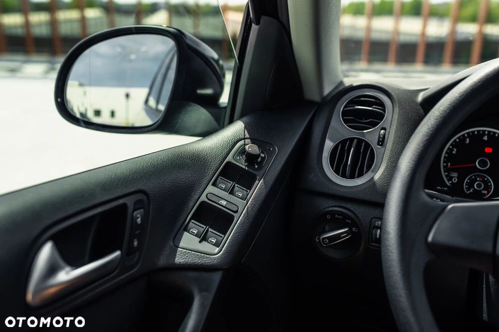 Volkswagen Tiguan 1.4 TSI BlueMotion Technology Exclusive - 21