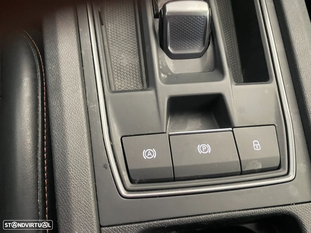 Cupra Formentor 1.4 e-Hybrid DSG Priority - 36