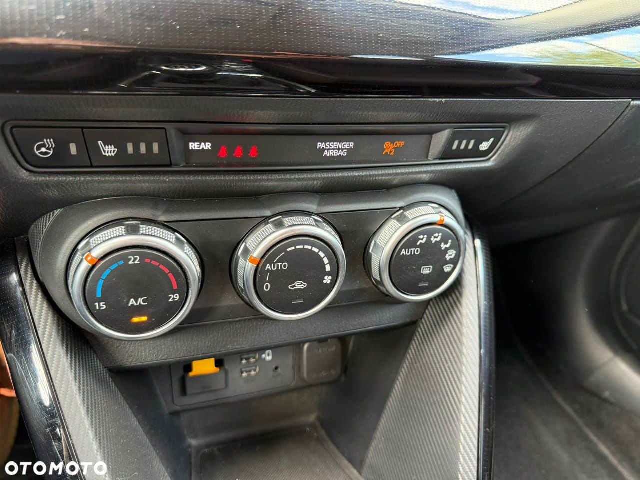 Mazda 2 - 18