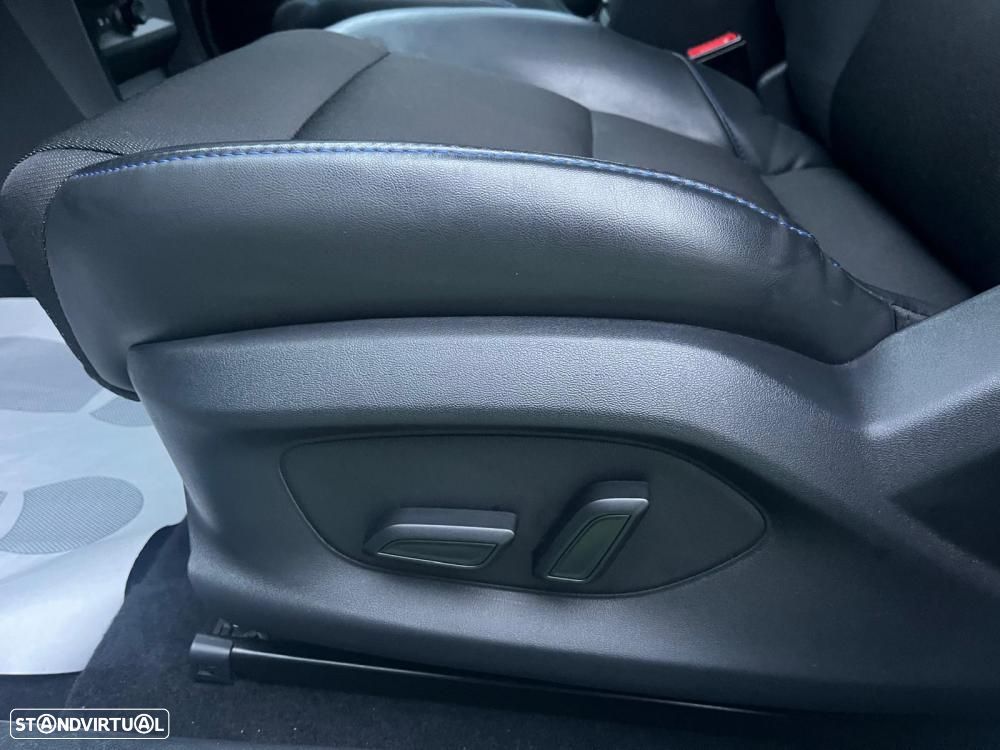 MG MG4 64 kWh Luxury - 12