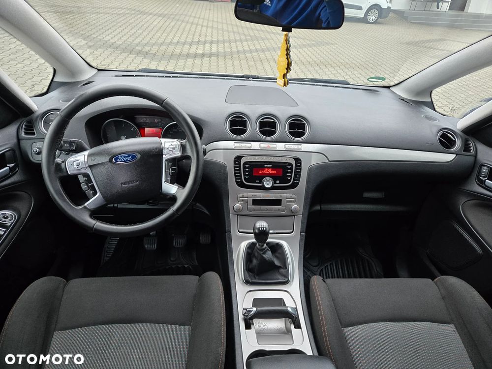 Ford S-Max 2.0 TDCi Trend - 17