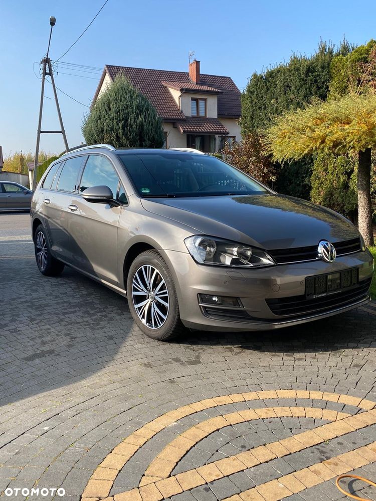 Volkswagen Golf - 11