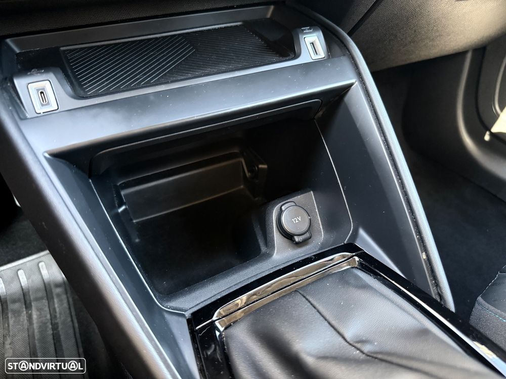 Citroën C4 1.2 PureTech Shine - 24
