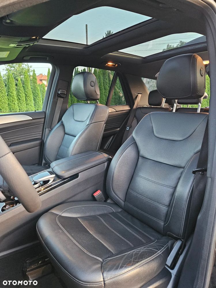 Mercedes-Benz GLE 350 d 4Matic 9G-TRONIC AMG Line - 9