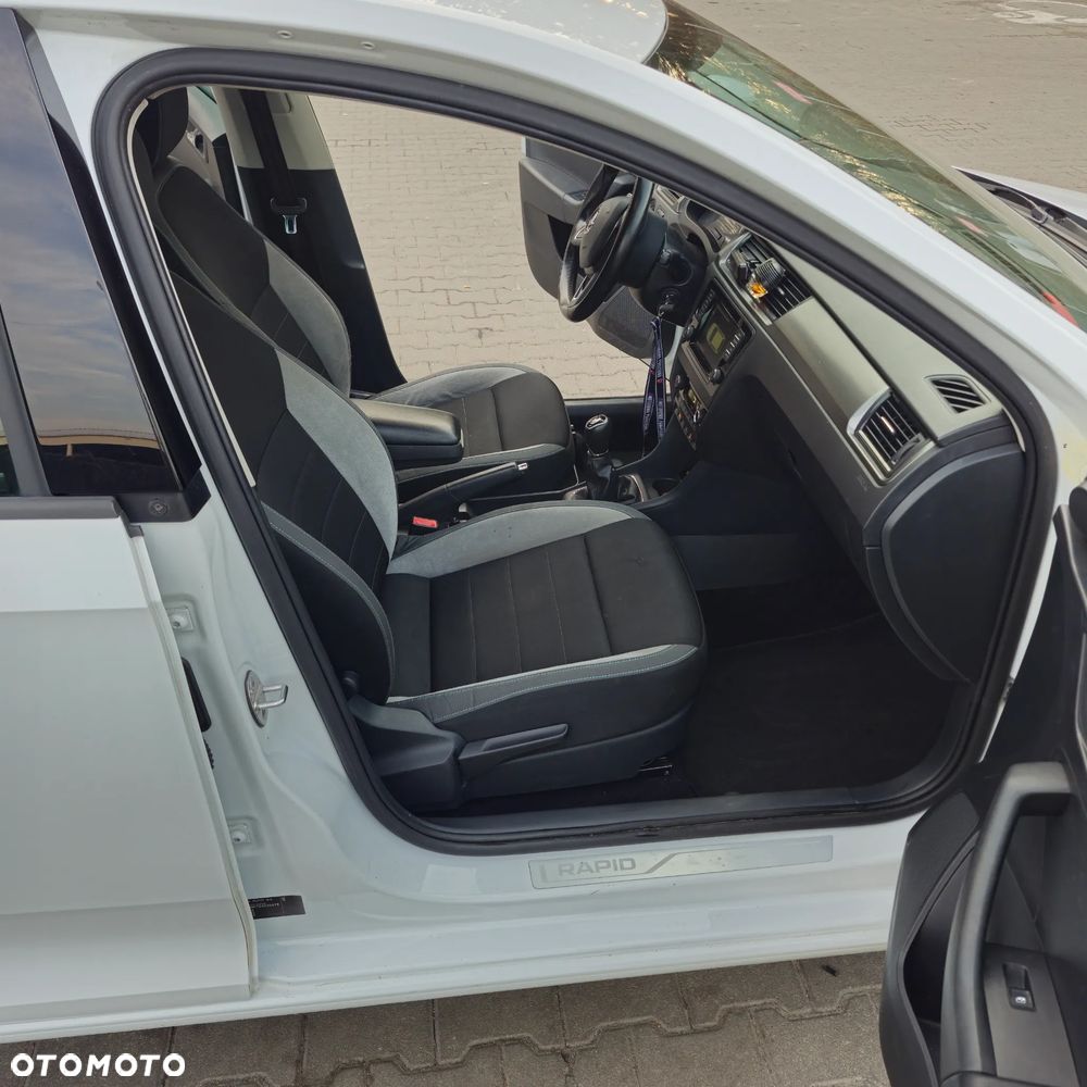 Skoda RAPID 1.2 TSI Joy - 10