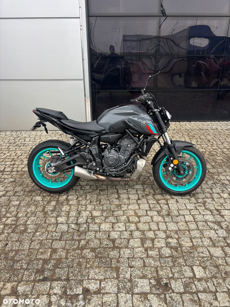 Yamaha MT - 4