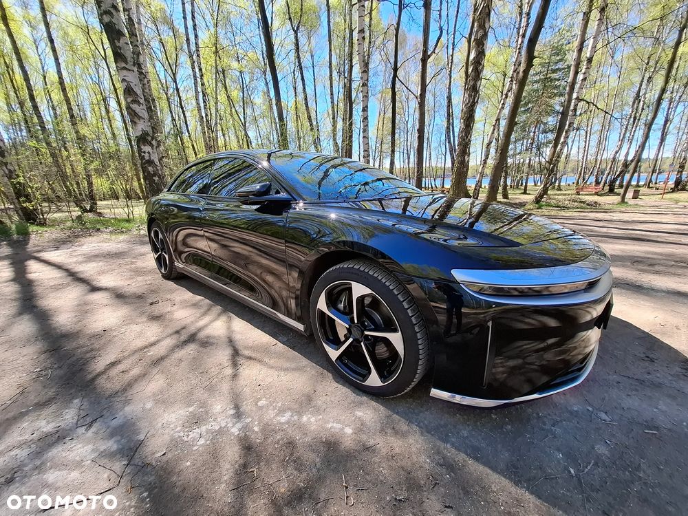 Lucid Air - 21