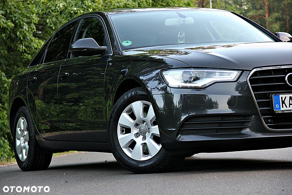 Audi A6 - 12